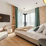 Galla - Sea View, Jacuzzi, Heated Pool Modern Design Villa *