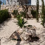 Galla - Sea View, Jacuzzi, Heated Pool Modern Design *