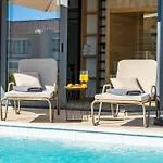 Villa Galla - Sea View, Jacuzzi, Heated Pool Modern Design Vodice