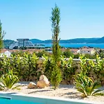 Galla - Sea View, Jacuzzi, Heated Pool Modern Design Villa Vodice
