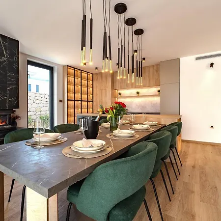 Villa Galla - Heated Pool, Sea View, Jaccuzzi, Modern Design Vodice