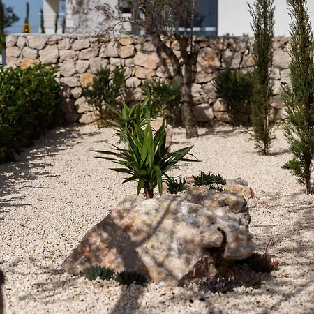 Galla - Heated Pool, Sea View, Jaccuzzi, Modern Design *