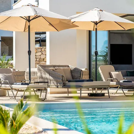 Villa Galla - Sea View, Jacuzzi, Heated Pool Modern Design *