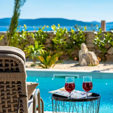 Galla - Sea View, Jacuzzi, Heated Pool Modern Design Vodice