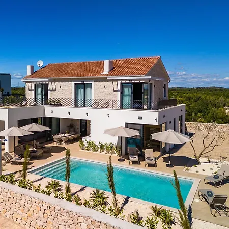 Villa Galla - Sea View, Jacuzzi, Heated Pool Modern Design
