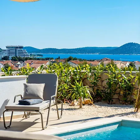 Galla - Sea View, Jacuzzi, Heated Pool Modern Design * Vodice