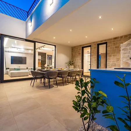 Villa Galla - Sea View, Jacuzzi, Heated Pool Modern Design *
