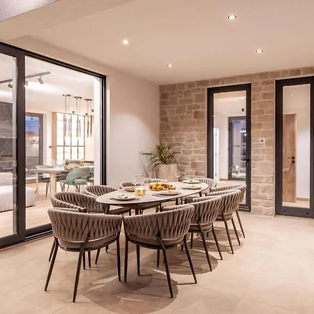 Villa Galla - Heated Pool, Sea View, Jaccuzzi, Modern Design Vodice