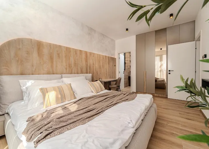 Villa Galla - Sea View, Jacuzzi, Heated Pool Modern Design Vodice