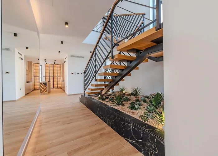 Galla - Heated Pool, Sea View, Jaccuzzi, Modern Design * Vodice