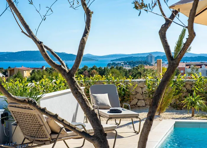 ヴィラ Galla - Heated Pool, Sea View, Jaccuzzi, Modern Design