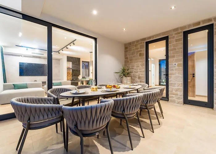 Galla - Sea View, Jacuzzi, Heated Pool Modern Design * Vodice